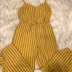Women size L Brand New Pinstriped  jumpsuit
